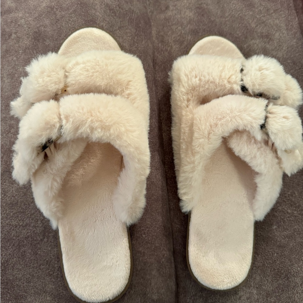 Ann Taylor LOFT fur slippers